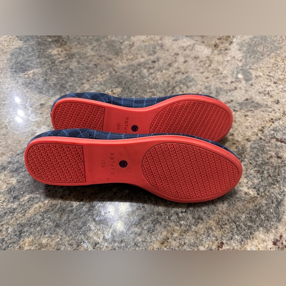 Rothy’s in like new condition - Picture 4 of 4